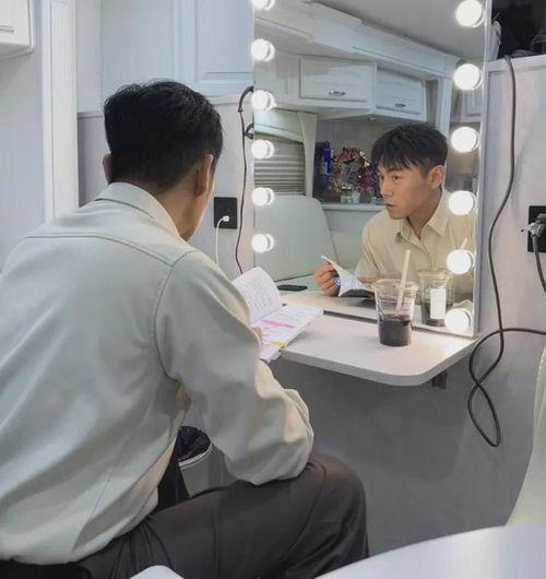 娱乐圈爆料秦昊,娱乐圈新恋情引发热议  第3张